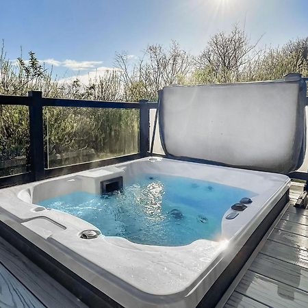 Cheddar Woods Resort And Spa Ngoại thất bức ảnh